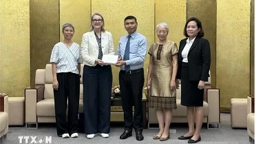 Da Nang boosts cooperation with Australian localities: Consul General