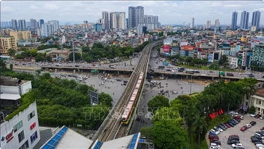 Elevated section of Nhon – Hanoi Station metro line (Photo: VNA)