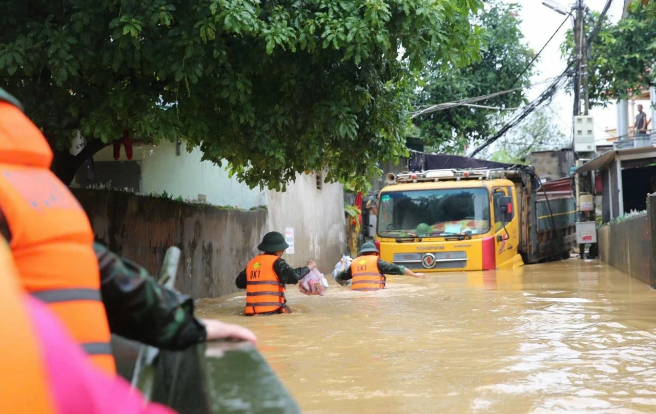 Lũ lụt miền Bắc: Sức mạnh đoàn kết của hai tiếng ‘đồng bào’