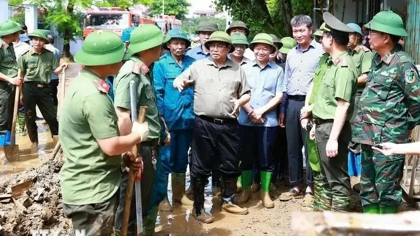 PM Pham Minh Chinh gives on-site directions on flood, landslide response after Typhoon Yagi