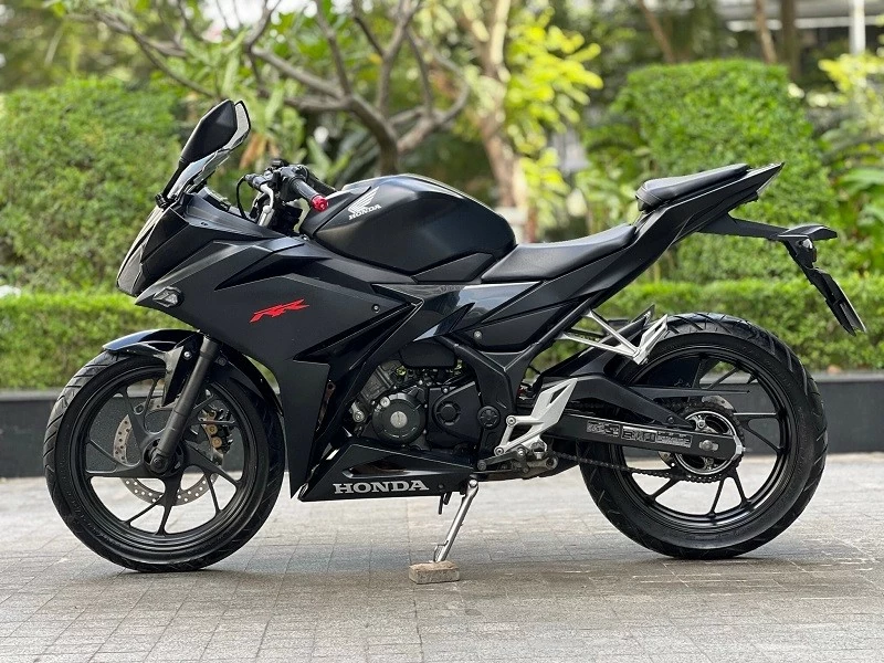 Cập nhật bảng giá xe Honda CBR150R mới nhất tháng 9/2024