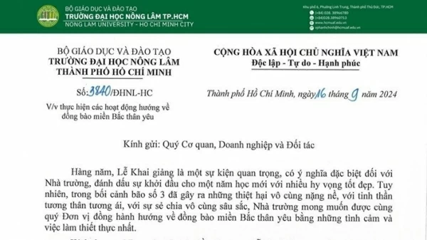 TP. Hồ Chí Minh: Nhiều trường đại học quyên góp hàng tỷ đồng cho vùng lũ, không nhận hoa khai giảng