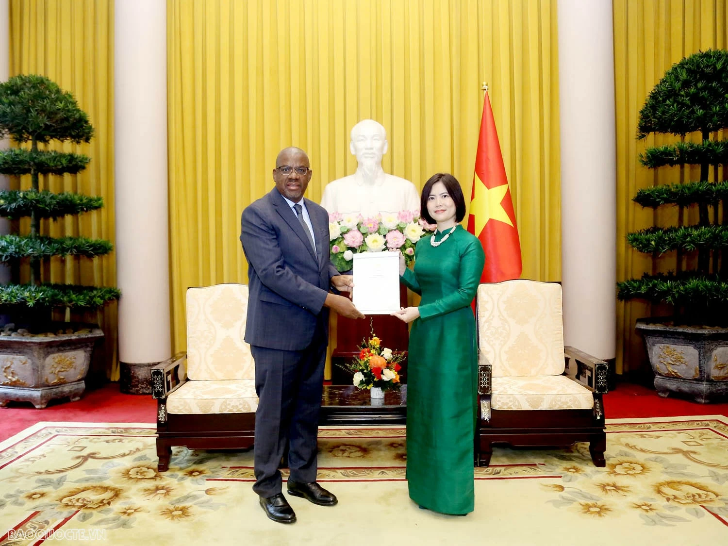 Bộ Ngoại giao tiếp nhận bản sao Thư ủy nhiệm bổ nhiệm Đại sứ tại Việt Nam Bộ Ngoại giao tiếp nhận bản sao Thư ủy nhiệm bổ nhiệm Đại sứ tại Việt Nam