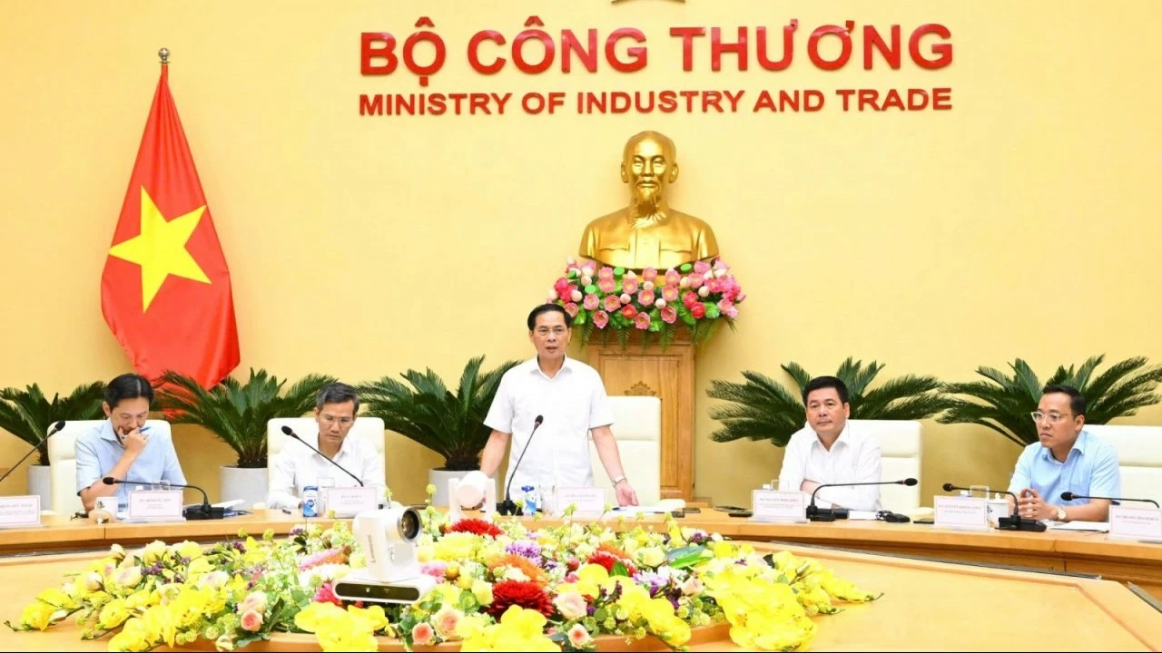 Phó Thủ tướng Bùi Thanh Sơn đề nghị ngành Công Thương tập trung thực hiện 3 nhiệm vụ trọng tâm