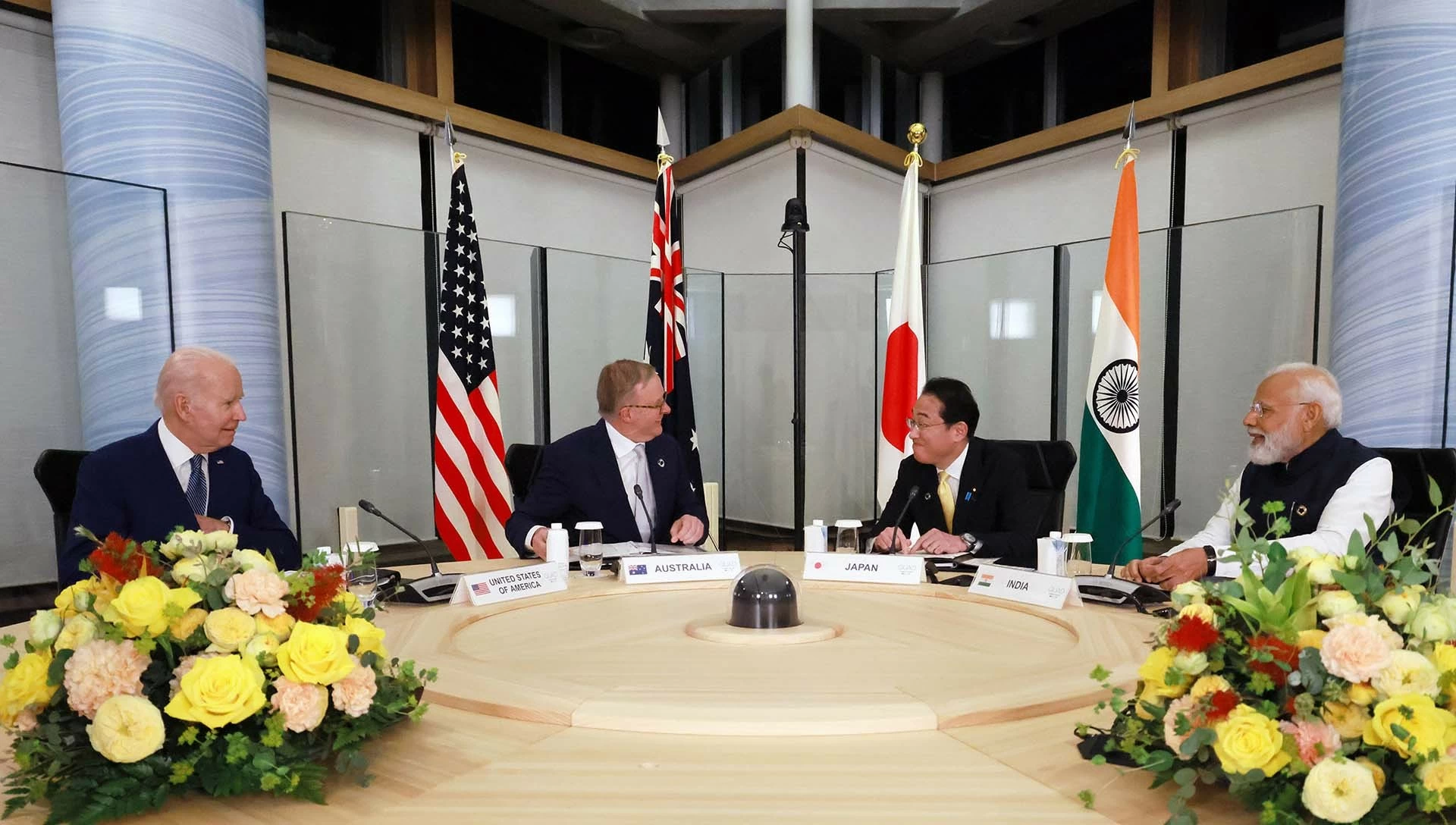 Tổng thống Mỹ Joe Biden, Thủ tướng Australia Anthony Albanese, Thủ tướng Nhật Bản Kishida Fumio và Thủ tướng Ấn Độ Narendra Modi họp Bộ tứ bên lề Thượng đỉnh G7 tại Hiroshima, Nhật Bản, ngày 20/5/2023. (Nguồn: Reuters) Tổng thống Mỹ Joe Biden, Thủ tướng Australia Anthony Albanese, Thủ tướng Nhật Bản Kishida Fumio và Thủ tướng Ấn Độ Narendra Modi họp Bộ tứ bên lề Thượng đỉnh G7 tại Hiroshima, Nhật Bản, ngày 20/5/2023. (Nguồn: Reuters)