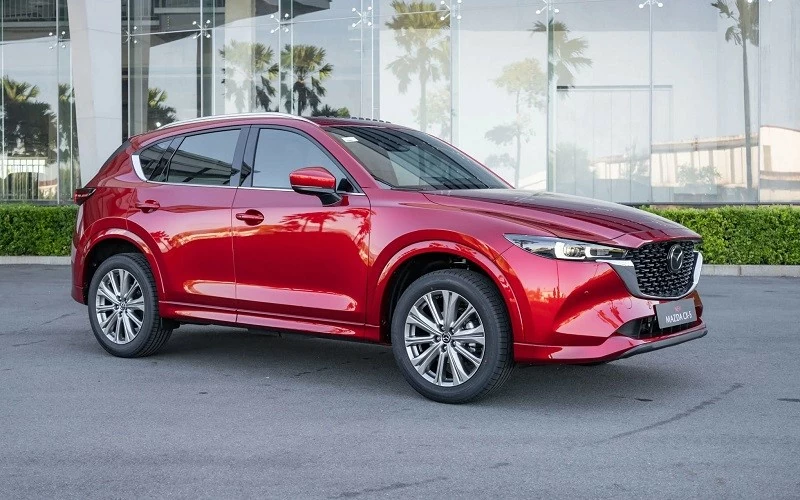 Top 5 xe SUV hạng C bán chạy nhất 8 tháng đầu năm 2024: Mazda CX-5 vẫn 'vô đối'