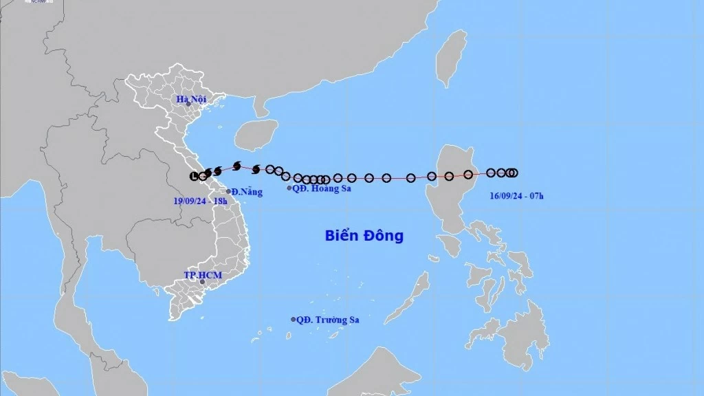 Bão số 4 suy yếu thành một vùng áp thấp; mưa lớn ở Thanh Hóa-Quảng Bình, gió mạnh, sóng lớn Biển Đông diễn biến phức tạp