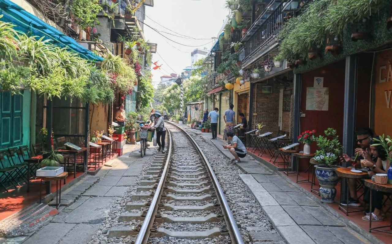 Mùa Thu Hà Nội: 'Đặc sản’ của ngành du lịch của Thủ đô Mùa Thu Hà Nội: 'Đặc sản’ của ngành du lịch của Thủ đô