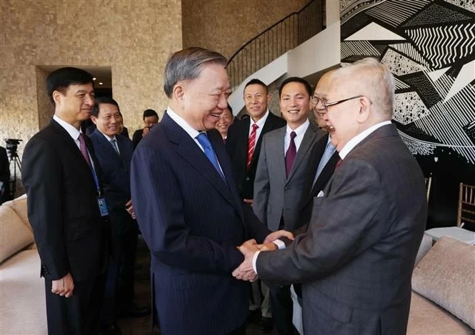 Top leader lauds the Vietnamese community in the US for their contributions