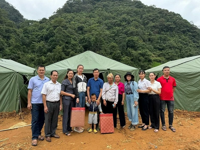 Hoa hậu Lương Thùy Linh, Quế Anh hỗ trợ khắc phục thiên tai bão Yagi