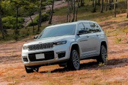 Triệu hồi xe Jeep Grand Cherokee tại Việt Nam để khắc phục lỗi