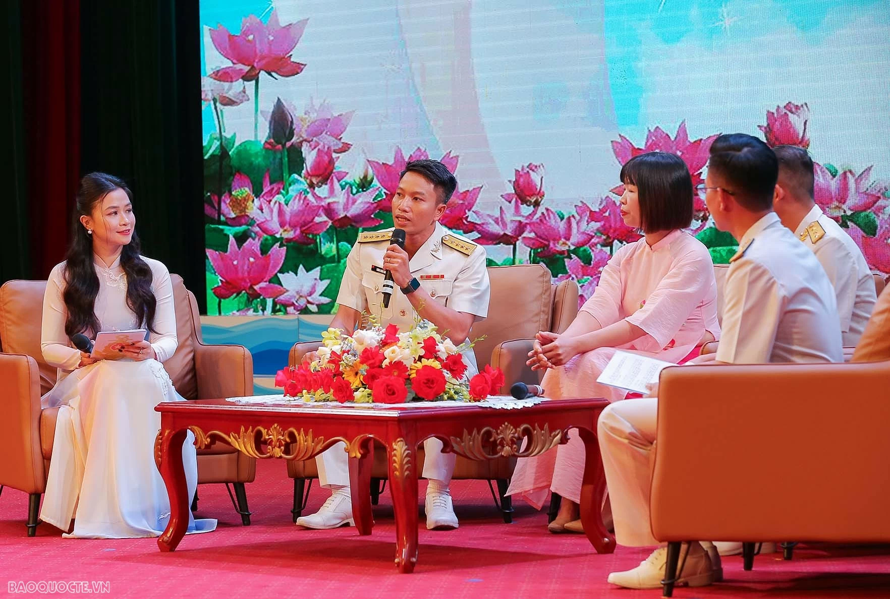 Nghe ‘Những bông hoa biển’ chia sẻ về các mô hình hay, cách làm sáng tạo Nghe ‘Những bông hoa biển’ chia sẻ về các mô hình hay, cách làm sáng tạo