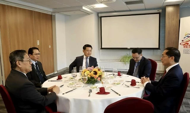 Deputy Prime Minister, Foreign Minister Bui Thanh Son meets Lao, Cambodian counterparts in New York