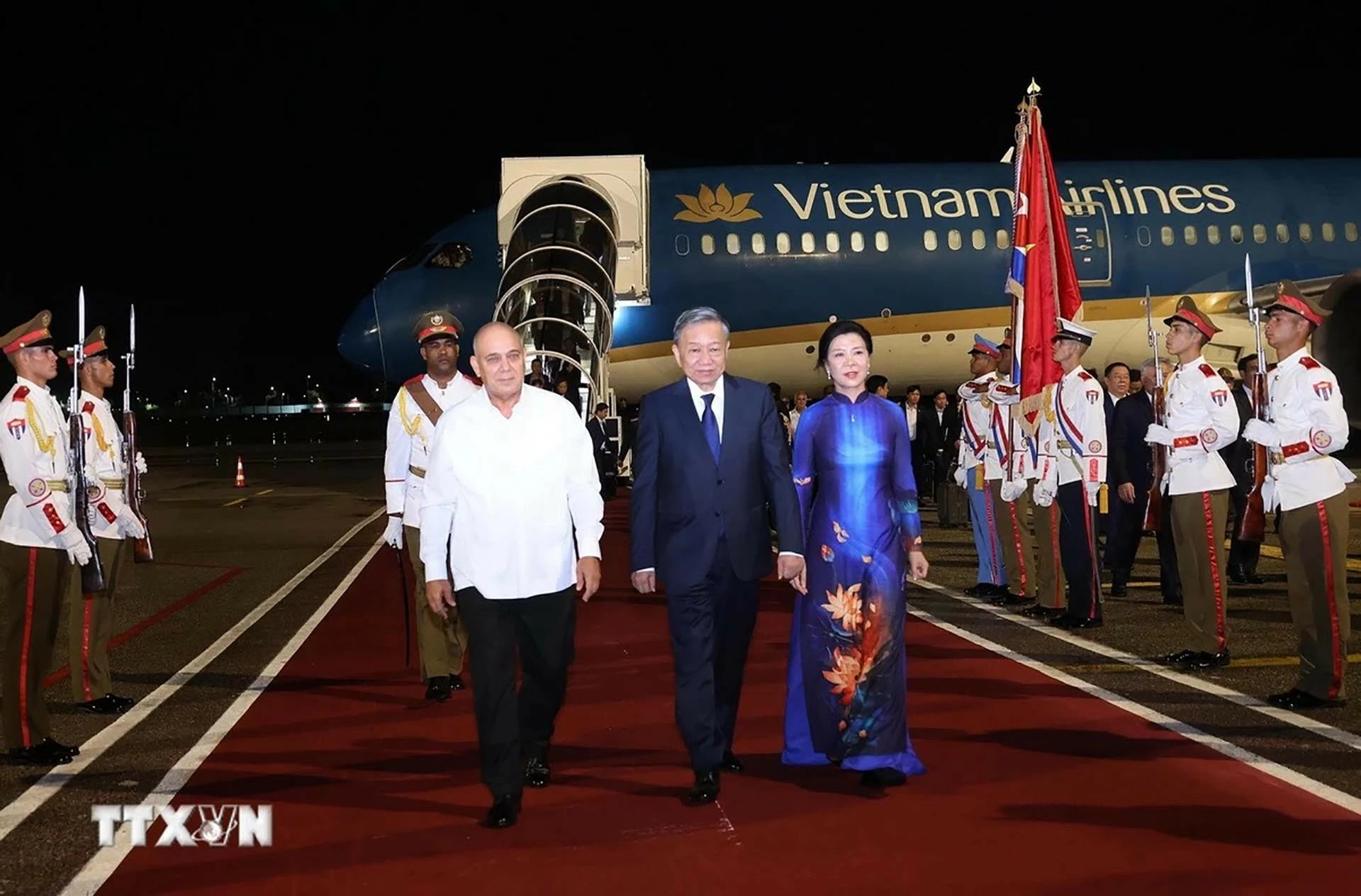 Tổng Bí thư, Chủ tịch nước Tô Lâm đến La Habana, bắt đầu chuyến thăm cấp Nhà nước tới Cuba