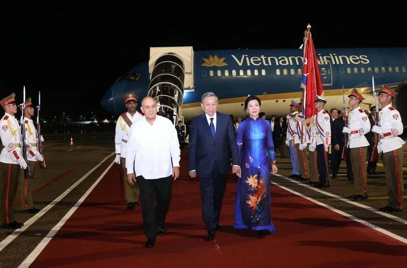 Genereal Secretary, President To Lam arrives in Cuba for state visit