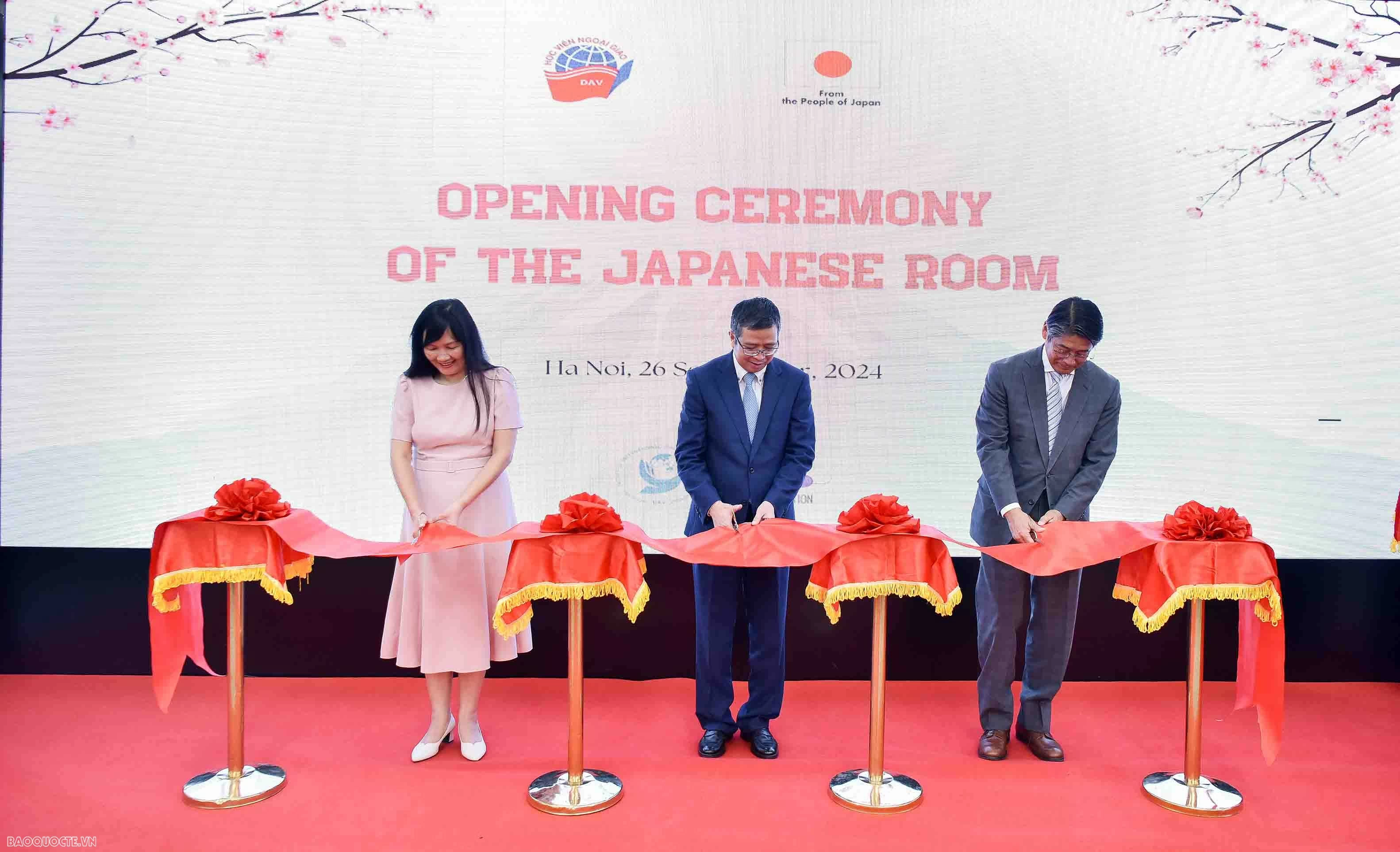 Opening ceremony of Japan Room at Diplomatic Academy