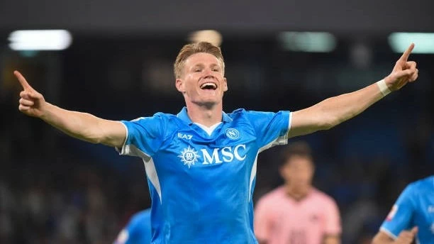 McTominay ‘mở tài khoản’, Napoli thắng huỷ diệt