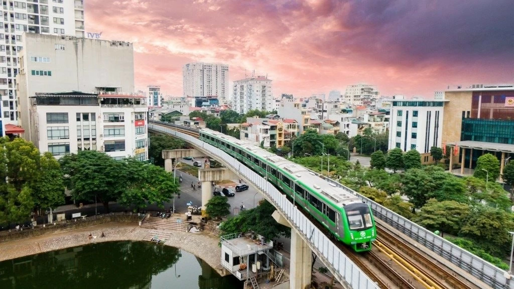 Kinh tế Hà Nội 'vươn mình', tiếp tục với hành trình phát triển tuần hoàn, bền vững