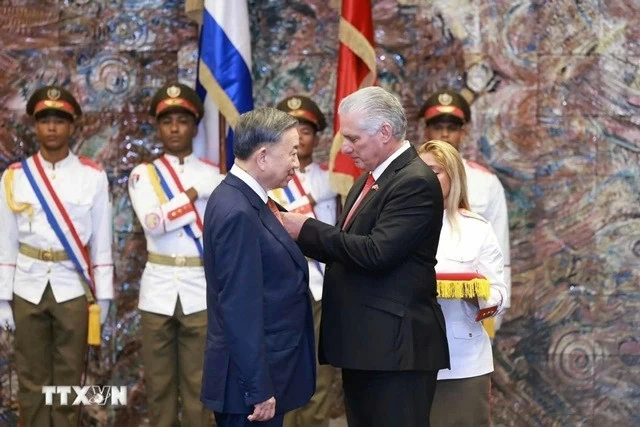 General Secretary, President To Lam was granted with Cuba’s highest honour