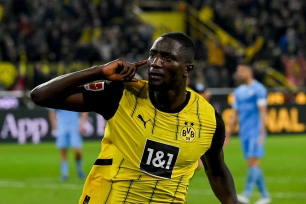 Guirassy lập cú đúp và kiếm về 1 quả 11m Dortmund.