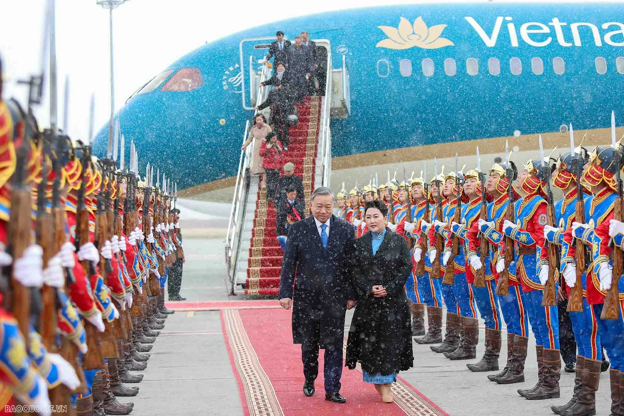 General Secretary, President To Lam arrives in Ulaanbaatar, beginning state visit to Mongolia