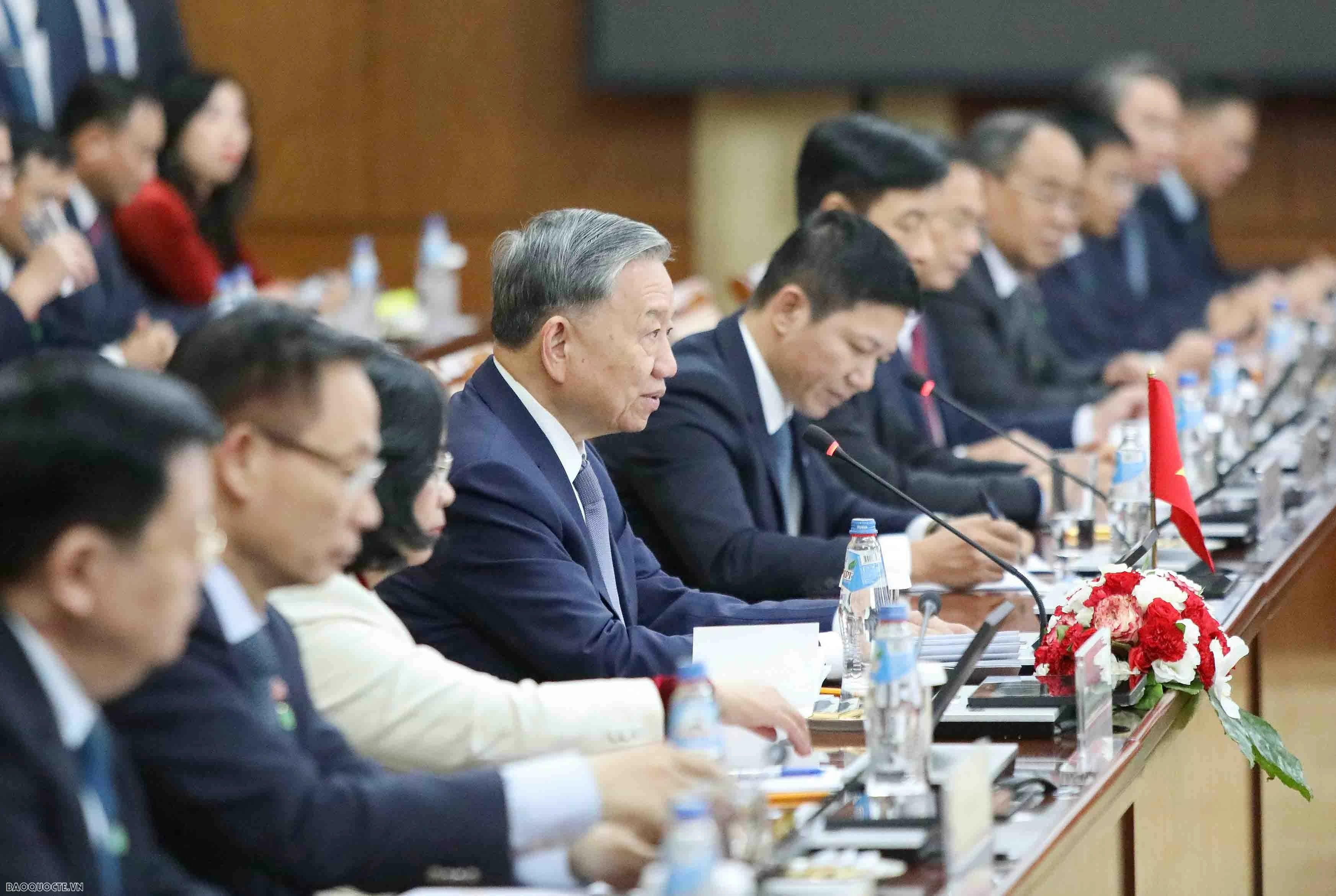 Vietnamese, Mongolian leaders hold talks in Ulaanbaatar