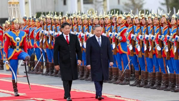 Vietnam, Mongolia leaders adopt Joint Statement on establishing comprehensive partnership