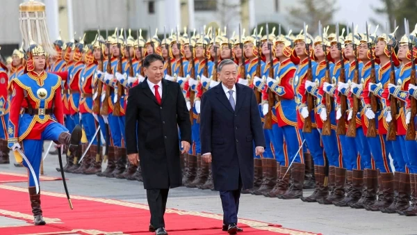 Vietnam, Mongolia leaders adopt Joint Statement on establishing comprehensive partnership