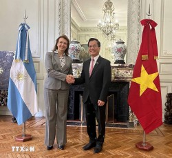 Thứ trưởng Hà Kim Ngọc thăm Argentina đồng chủ trì Tham vấn chính trị lần thứ 9 giữa hai Bộ Ngoại giao