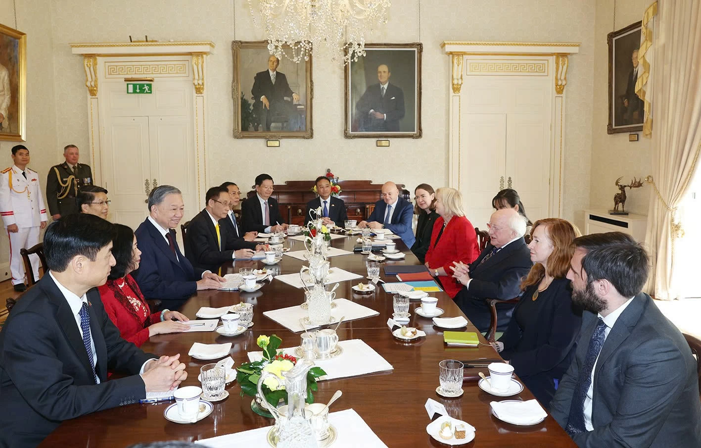 Tổng Bí thư, Chủ tịch nước Tô Lâm và Tổng thống Ireland Michael Higgins hội đàm. (Ảnh: Trí Dũng) Tổng Bí thư, Chủ tịch nước Tô Lâm và Tổng thống Ireland Michael Higgins hội đàm. (Ảnh: Trí Dũng)