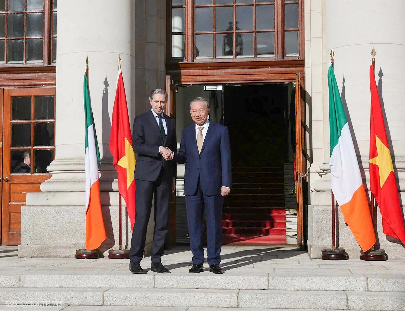 General Secretary, President To Lam meets with Irish Prime Minister Simon Harris to strengthen relations