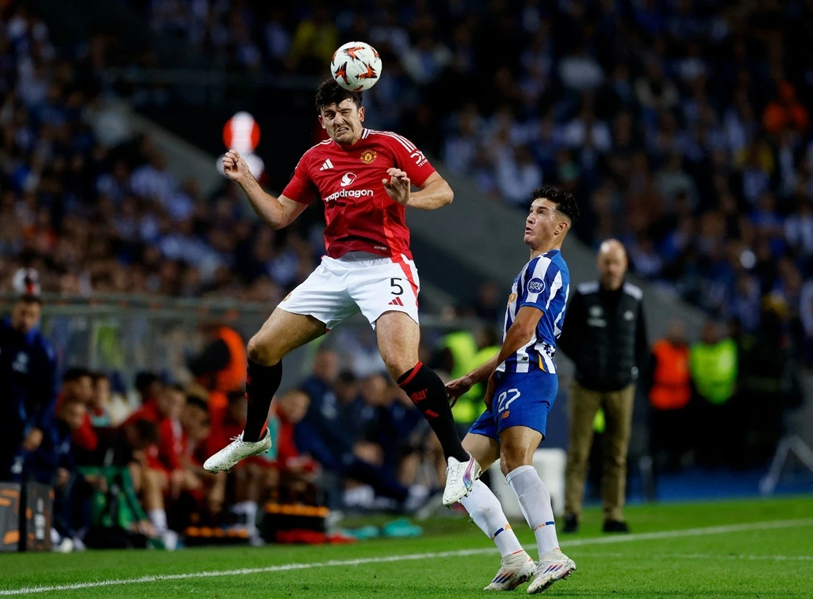 Harry Maguire: 'Các cầu thủ chúng tôi vẫn ủng hộ HLV Ten Hag'