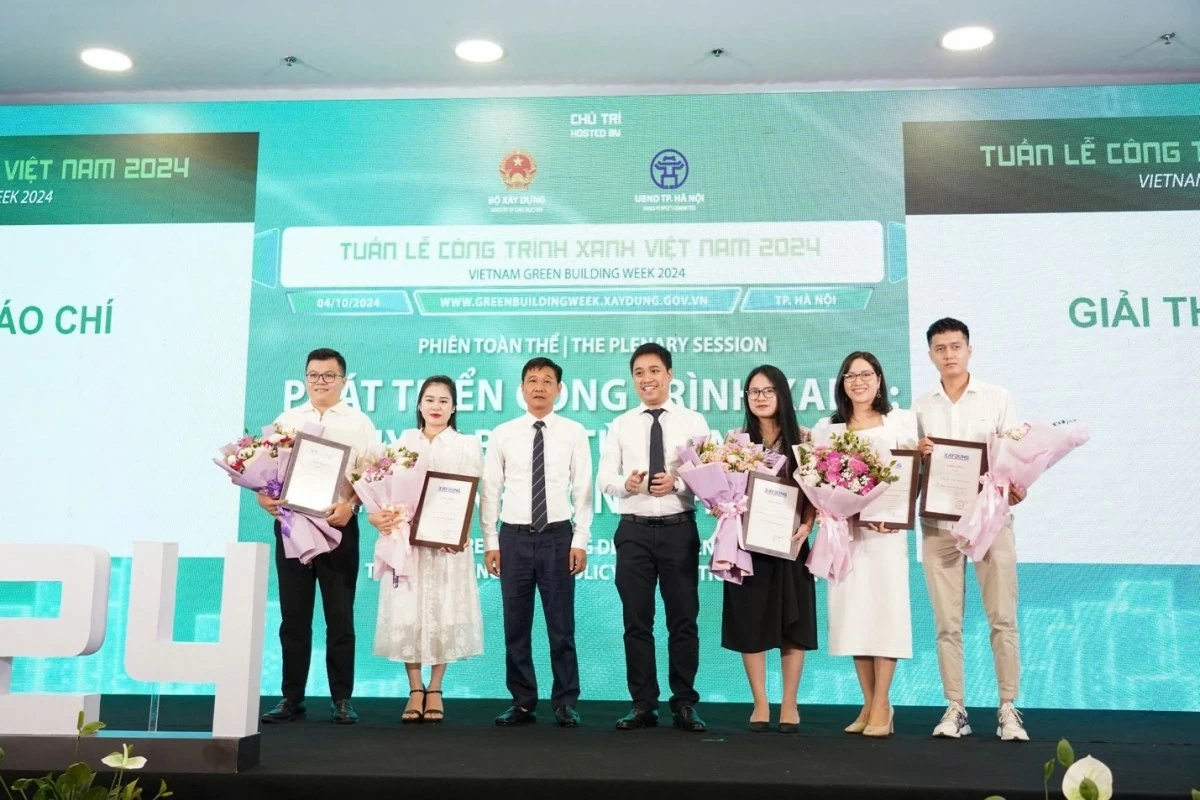 Báo Thế giới và Việt Nam đoạt giải Khuyến khích Cuộc thi viết về Công trình xanh Việt Nam năm 2024 Báo Thế giới và Việt Nam đoạt giải Khuyến khích Cuộc thi viết về Công trình xanh Việt Nam năm 2024