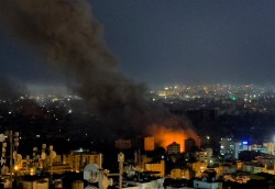 Tình hình Lebanon: Israel lần đầu tiên đe dọa phá hủy hoàn toàn một thị trấn, tấn công dữ dội phía Nam Beirut