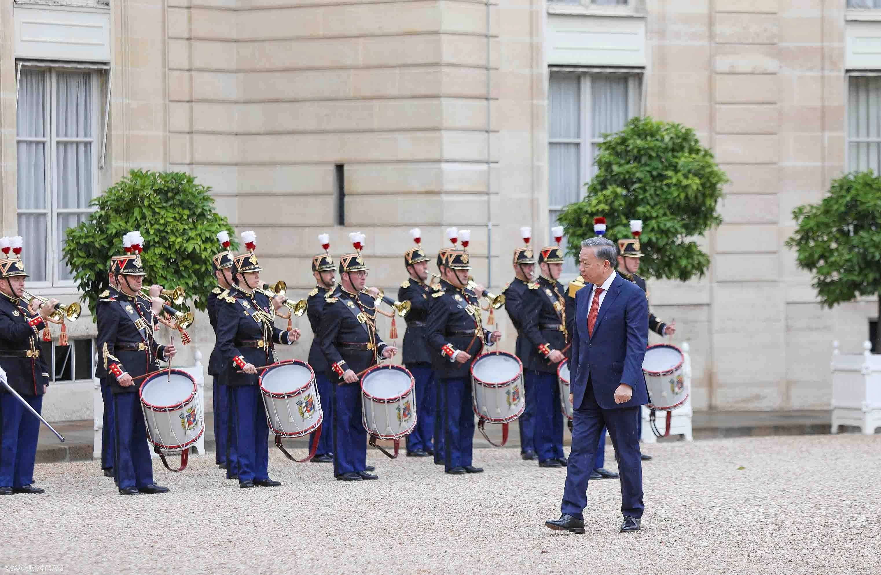 Tổng thống Pháp Emmanuel Macron đón và hội đàm với Tổng Bí thư, Chủ tịch nước Tô Lâm