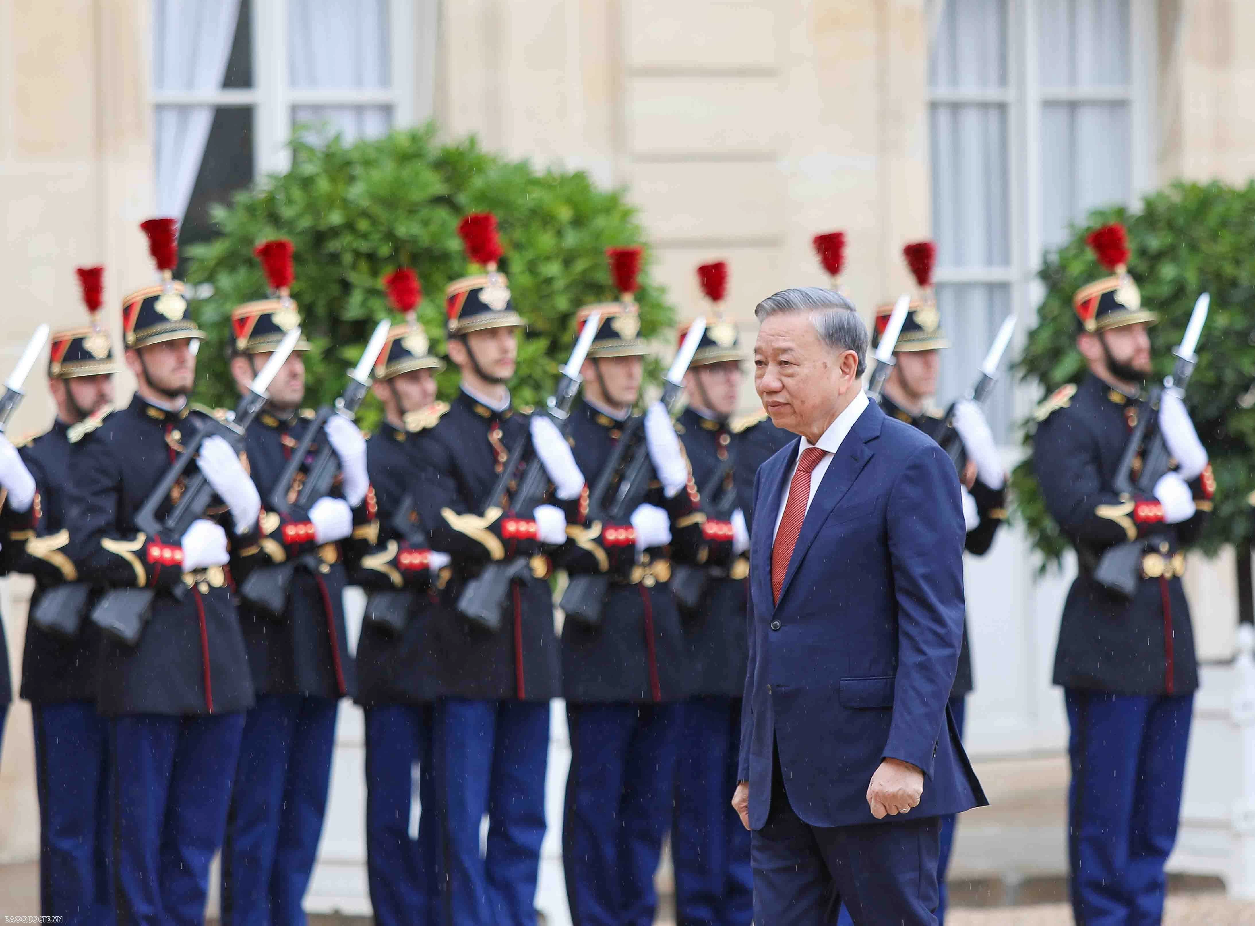 Tổng thống Pháp Emmanuel Macron đón và hội đàm với Tổng Bí thư, Chủ tịch nước Tô Lâm