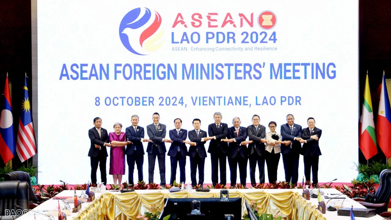 Solidarity, centrality key to success of ASEAN: Deputy PM Bui Thanh Son