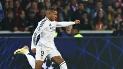 Từ chối lên tuyển Pháp, Mbappe khiến HLV Deschamps phật ý