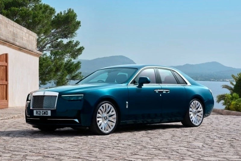 Cận cảnh Rolls-Royce Ghost Series II 2025 vừa ra mắt, giá dự kiến hơn 8,7 tỷ đồng