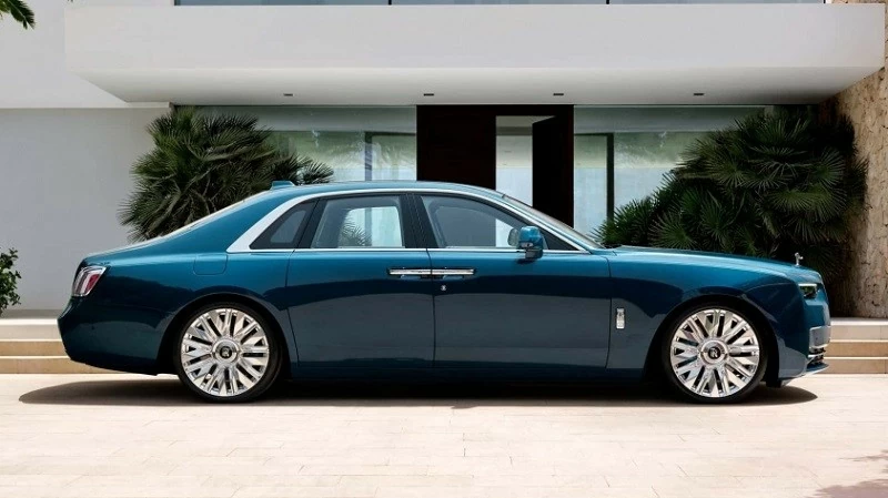 Cận cảnh Rolls-Royce Ghost Series II 2025 vừa ra mắt, giá dự kiến hơn 8,7 tỷ đồng