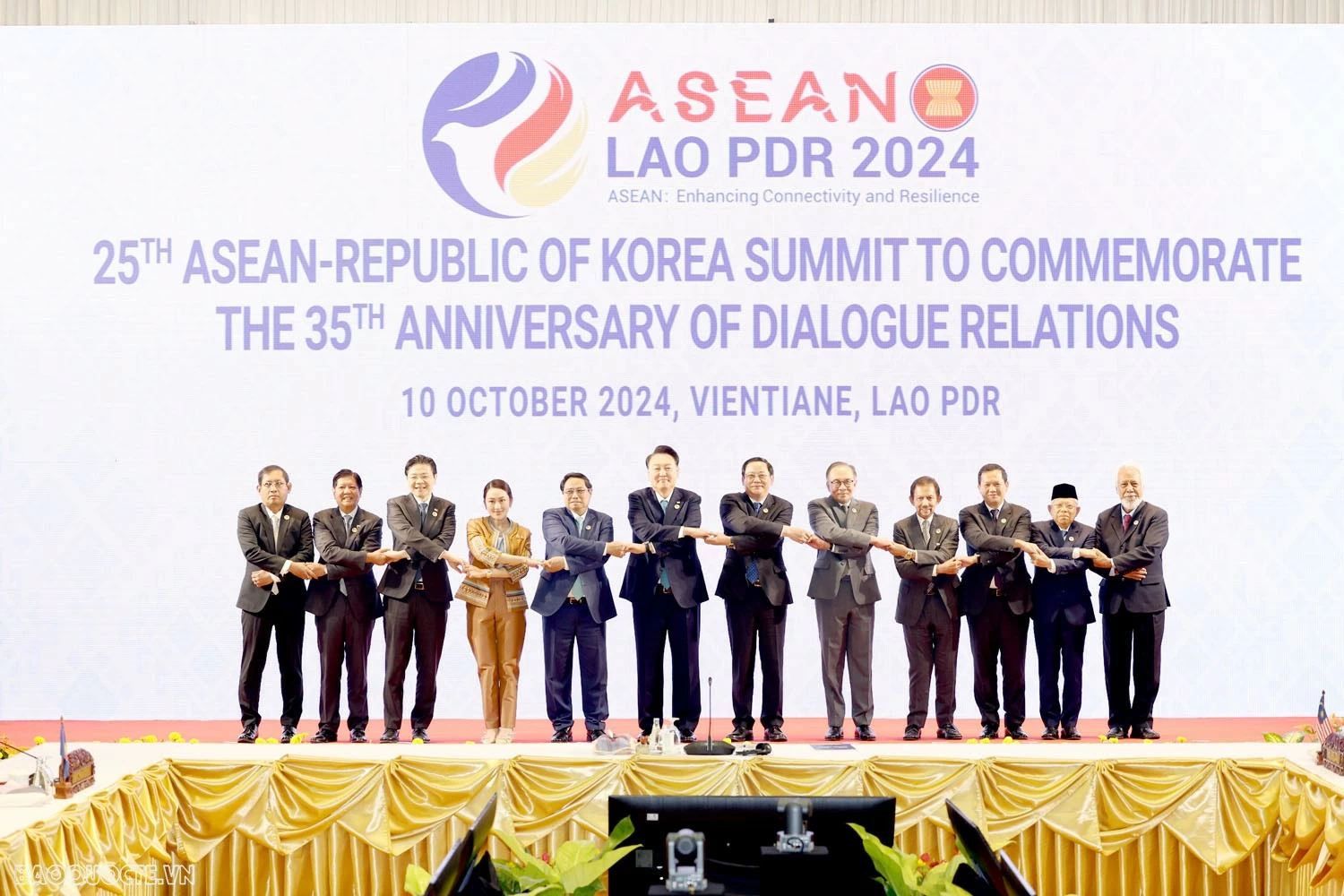 PM Pham Minh Chinh attends ASEAN - China, ASEAN - RoK Summits