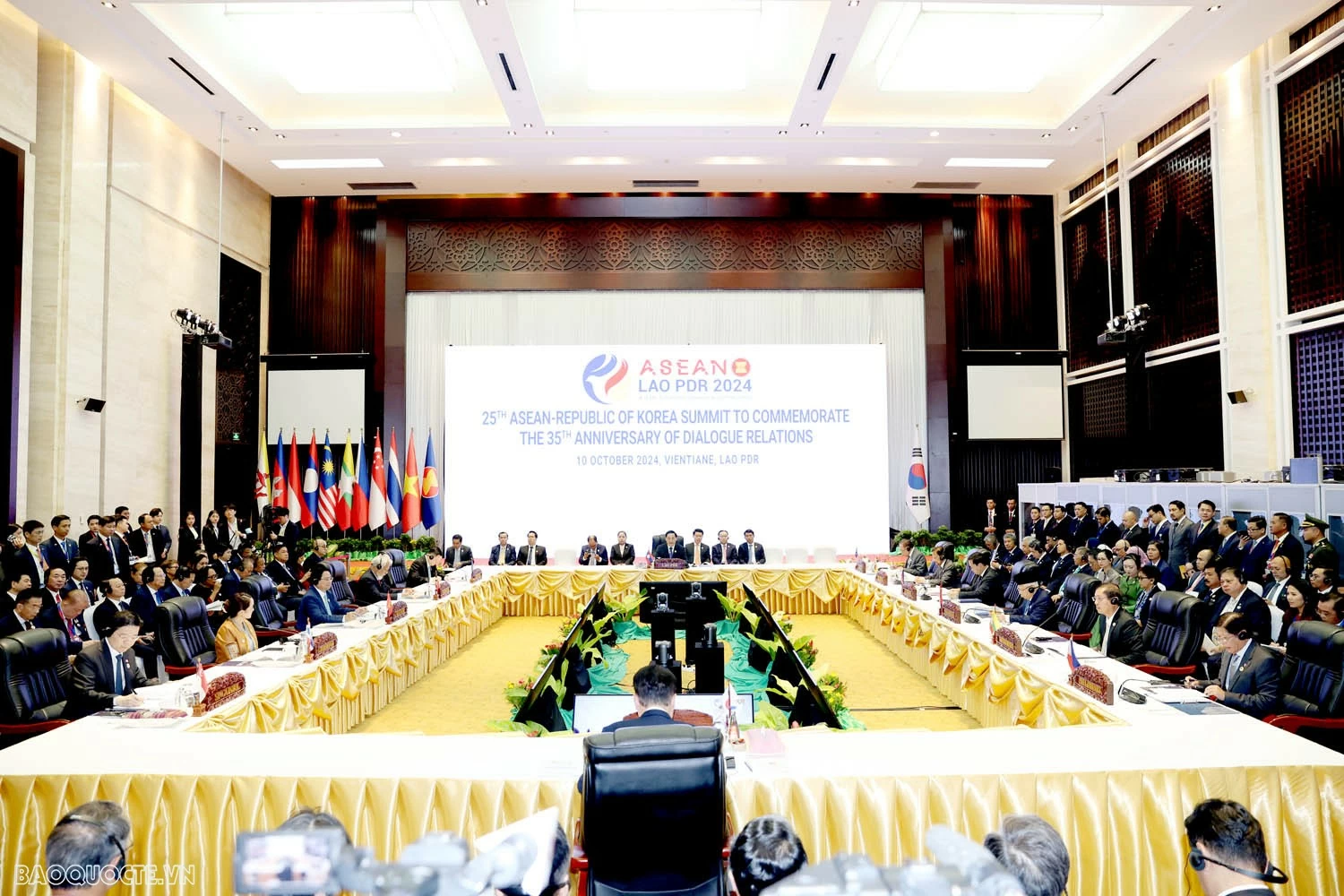 PM Pham Minh Chinh attends ASEAN - China, ASEAN - RoK Summits