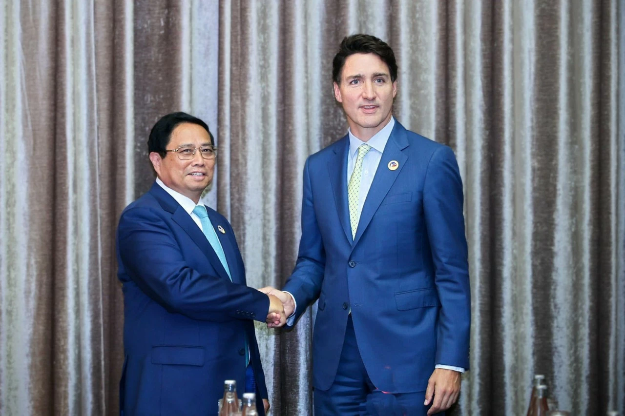 Việt Nam-Canada: tiếp tục phối hợp chặt chẽ trong khuôn khổ các diễn đàn đa phương khu vực và toàn cầu. Việt Nam Canada: tiếp tục phối hợp chặt chẽ trong khuôn khổ các diễn đàn đa phương khu vực và toàn cầu.