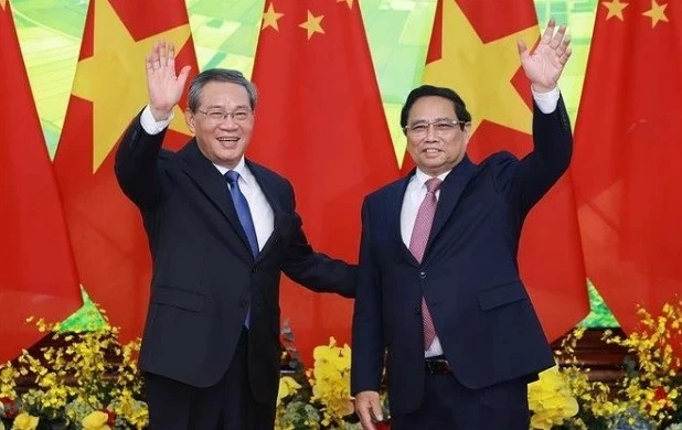 Vietnamese Prime Minister holds talks with Chinese Premier Li Qiang