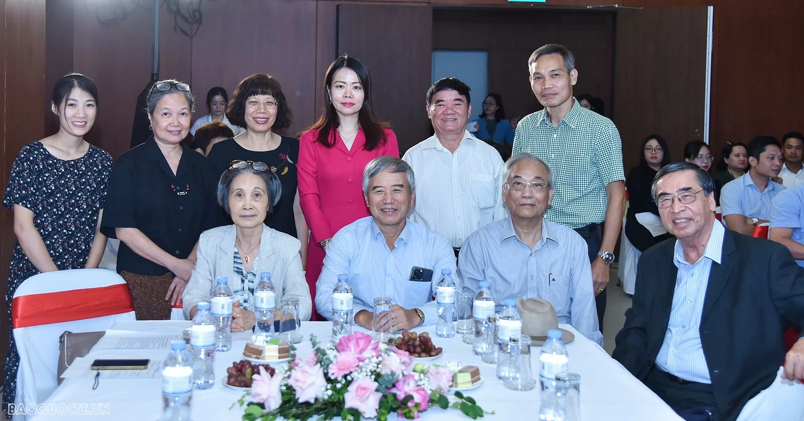 Cán bộ làm công tác Ngoại giao kinh tế tiếp tục nuôi dưỡng đam mê, ấp ủ hoài bão, thắp sáng nhiệt huyết, ra sức thi đua, xây dựng nước Việt Nam phồn v