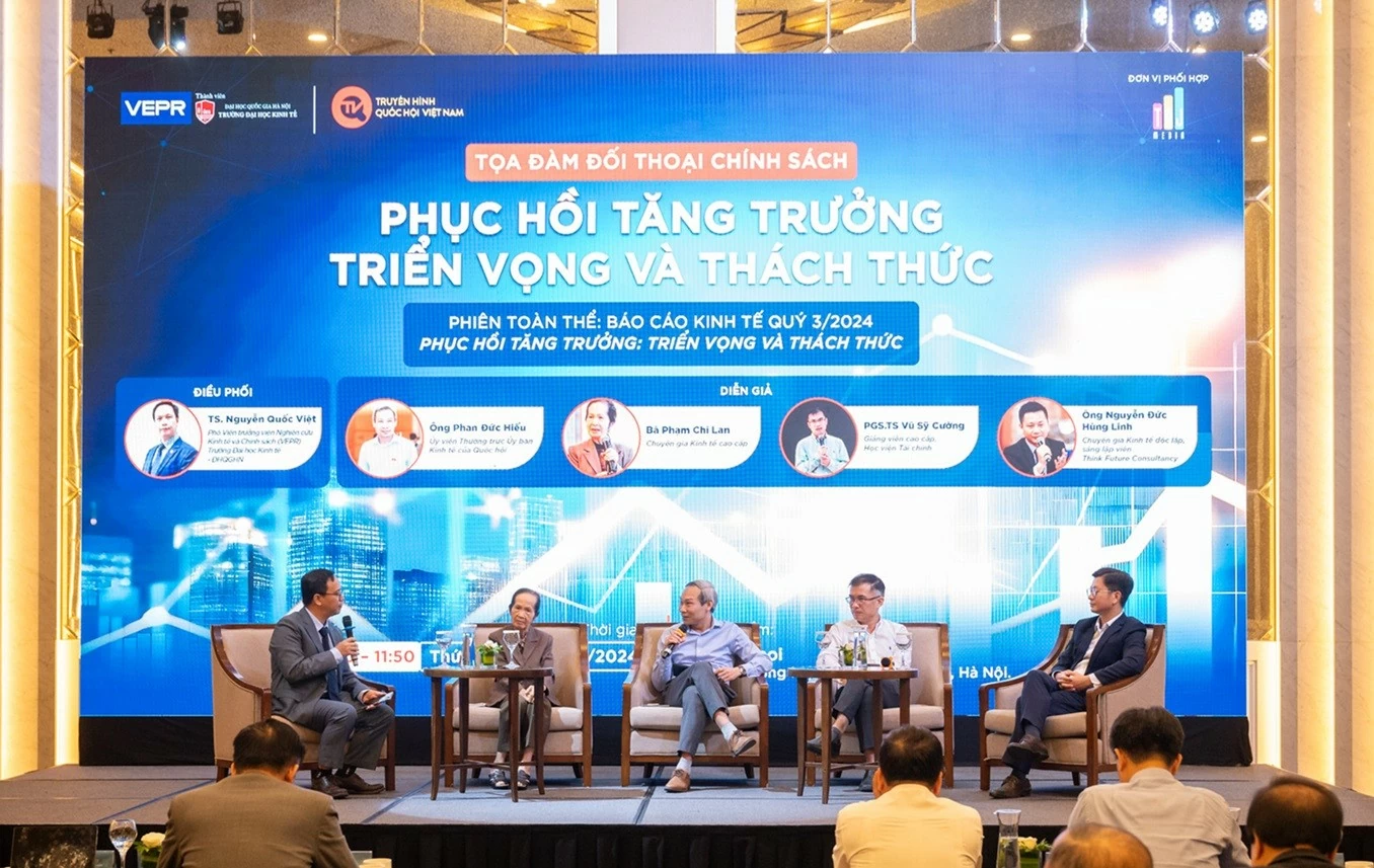 hi&ecirc;n to&agrave;n thể: Tr&igrave;nh b&agrave;y v&agrave; thảo luận về nội dung b&aacute;o c&aacute;o của VEPR: B&aacute;o c&aacute;o Kinh tế Qu&yacute; 3/2024: Phục hồi tăng trưởng &ndash; Triển vọng v&agrave; th&aacute;ch thức.