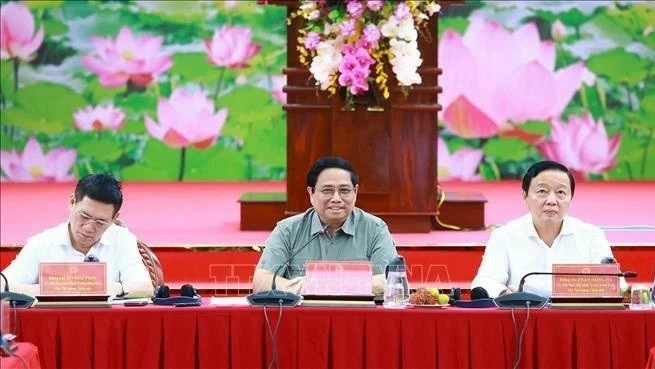 PM Pham Minh Chinh chairs discussion on high-quality, low-emission rice cultivation in Mekong Delta