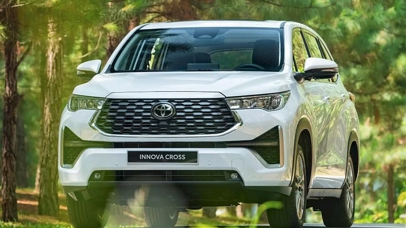 Top 5 mẫu xe hybrid bán chạy nhất tháng 9/2024: Toyota Innova Cross HEV vươn lên dẫn đầu