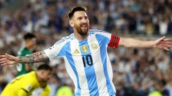 Messi cân bằng kỷ lục hat-trick quốc tế của Ronaldo