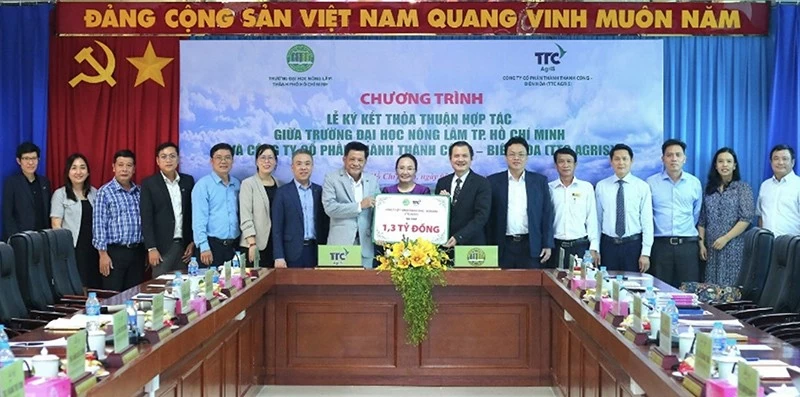 TTC AgriS đồng hành cùng Đại Học Nông Lâm TP. HCM trong các hoạt động vì sự nghiệp giáo dục và nền nông nghiệp Việt Nam bền vững